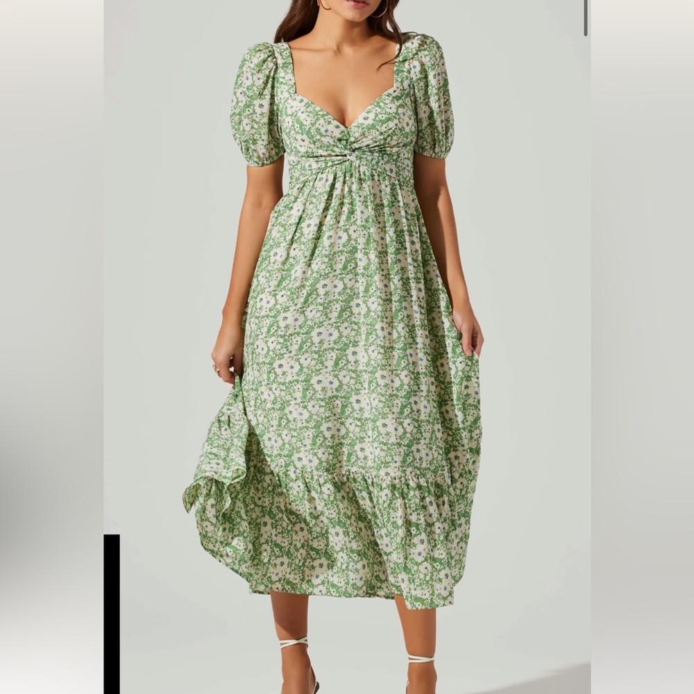 ASTR The Label Twist Bust Tie Back Midi Dress - Green Blue Floral